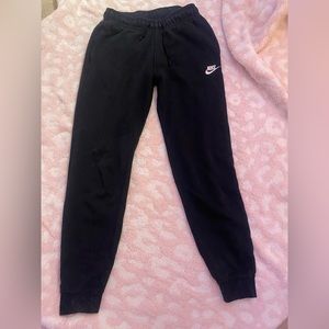nike women’s sweat pants